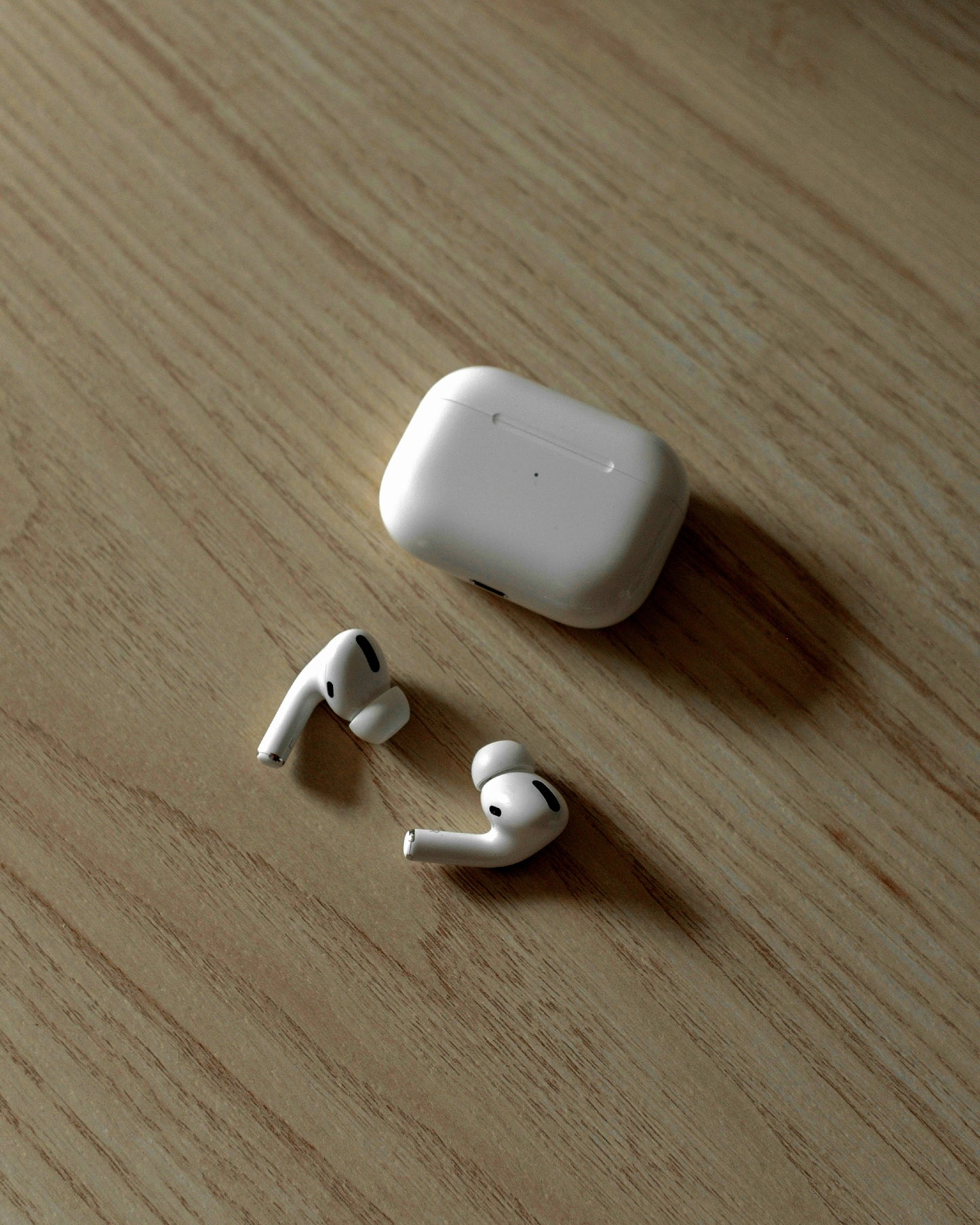 Air Pods Pro (Gen 4)